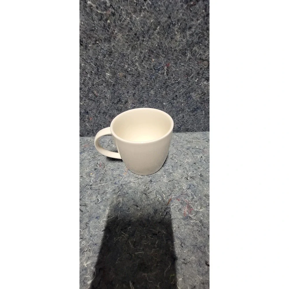 Vintage 2008 Starbucks Coffee/Tea w/single Logo White/Green 12oz‎
